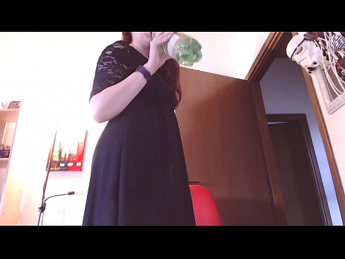 ❤️ Submetiĝema sklavo, kiu amas malpurajn kaj bongustajn kalsonojn, estas devigita masturbi post rigardado de ĉi tiu video! Nur porno ĉe ni ️❤